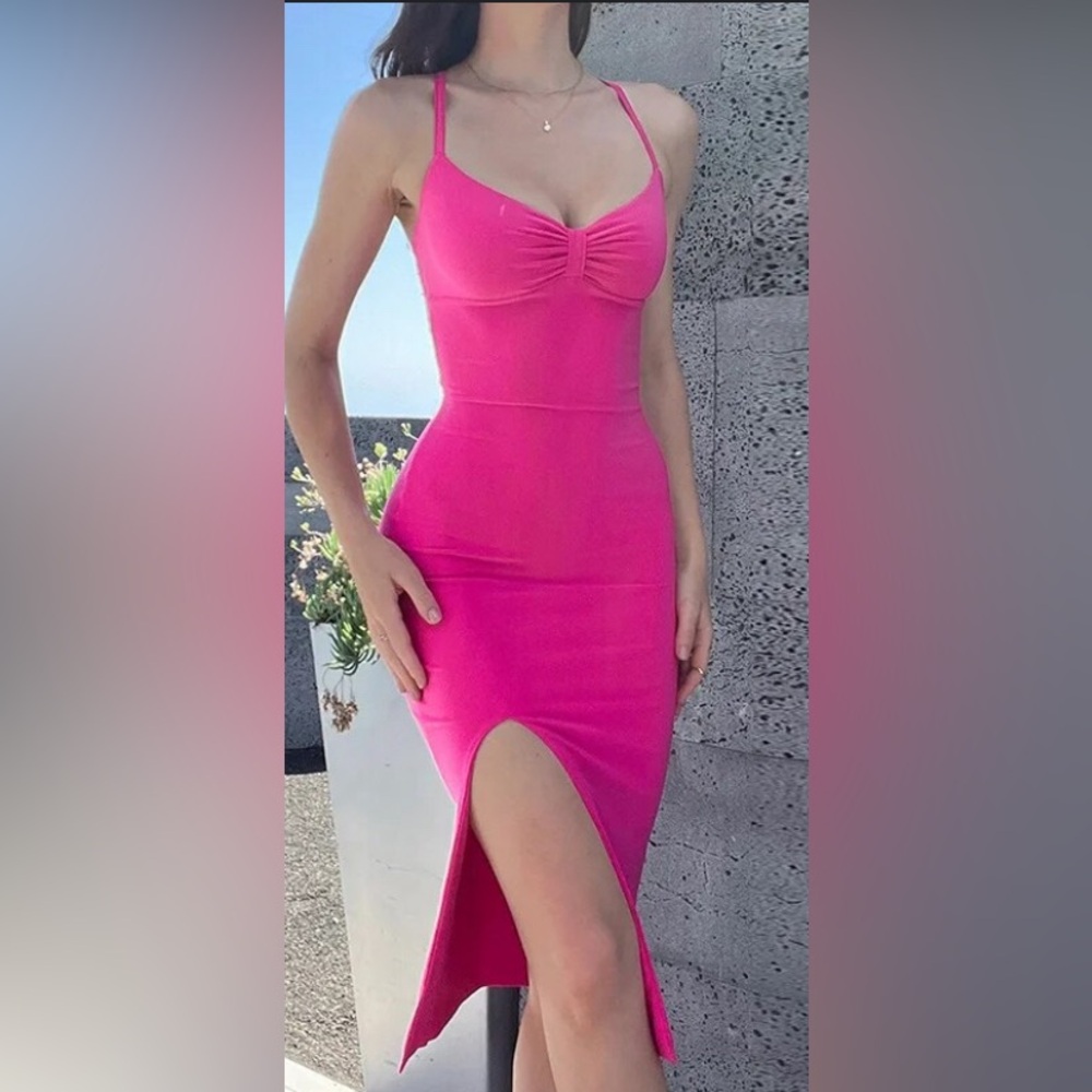 AYM bodycon pink island dress